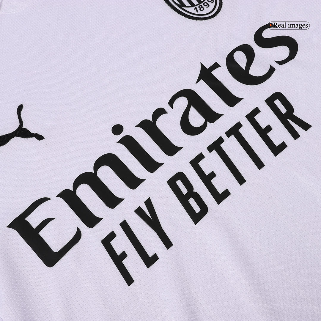 Camiseta de fútbol visitante del AC Milan 2024/25