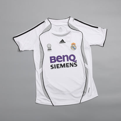 Real Madrid Retro Jersey Custom SERGIO RAMOS #4 Soccer Jersey Home 2006/07